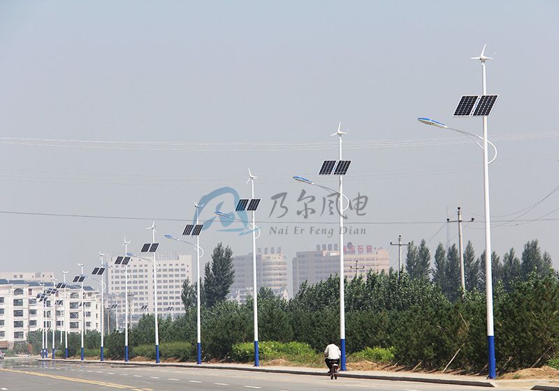 路燈風(fēng)力發(fā)電機(jī)一天能發(fā)多少電？